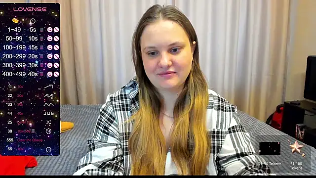 Snapshot of AlanaBrox chatting on 01-31-25, 11:56 AlanaBrox online show from 01-31-25, 11:56