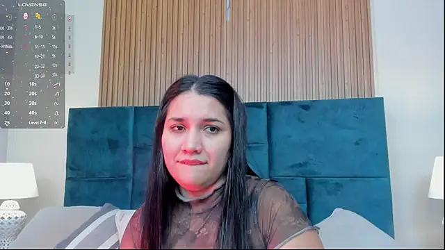 Kareena chopra online show from 05-28-26, 12:33