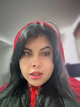 Alyaa s online show from 10-31-25, 06:15