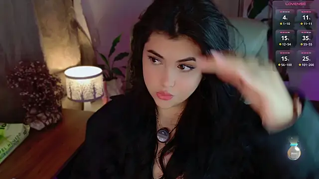 Alyaa s online show from 06-14-26, 01:57