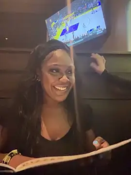 TilaTotti online show from 02-20-25, 05:44