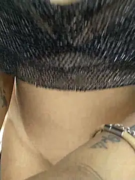 sasha hot98 online show from 11-16-25, 08:35