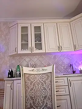 mom4you online show from 04-18-26, 09:33