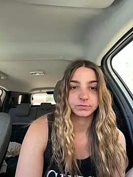 DoriDeluxe66 online show from 05-22-26, 12:58