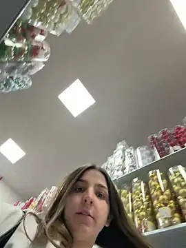 DoriDeluxe66 online show from 11-21-25, 10:03