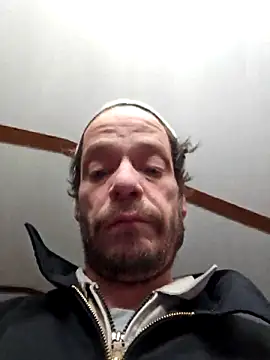 Snapshot of chosen923 chatting on 02-01-26, 07:56 chosen923 online show from 02-01-26, 07:56