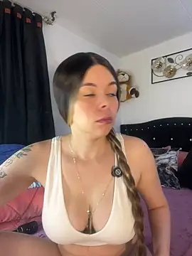 carolina16love online show from 04-22-26, 06:47
