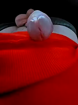GrosseMinniHulk online show from 12-24-24, 06:39