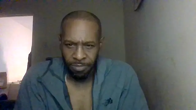 CuzzyB69 online show from 11-25-25, 02:45