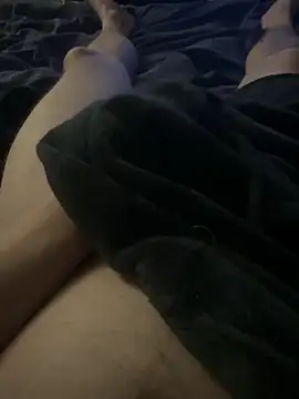 Snapshot of HunterBaby chatting on 03-03-26, 03:24 HunterBaby online show from 03-03-26, 03:24