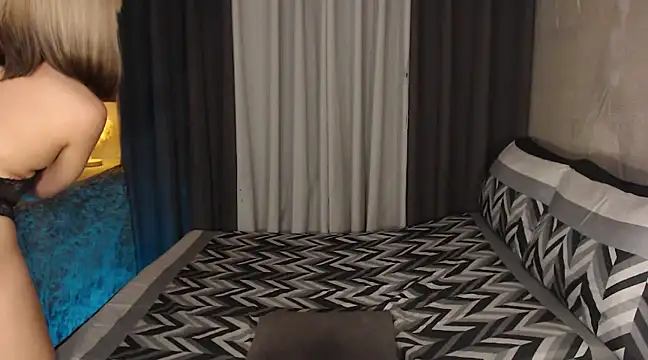 Snapshot of SeductiveAsianTs chatting on 12-18-24, 10:13 SeductiveAsianTs online show from 12-18-24, 10:13