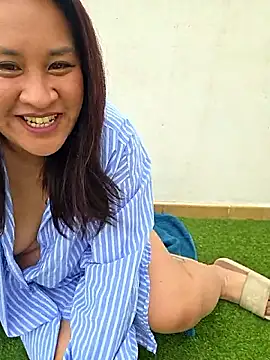 Snapshot of johanna974x chatting on 04-11-26, 08:40 johanna974x online show from 04-11-26, 08:40