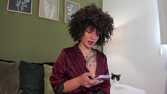 karlye 5 online show from 09-16-25, 02:29