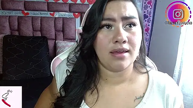 Snapshot of ValerieDiiamond chatting on 09-10-25, 02:49 ValerieDiiamond online show from 09-10-25, 02:49