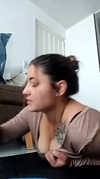 Emiily W online show from 03-19-25, 06:12