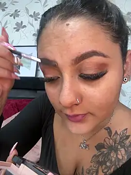 Emiily W online show from 12-16-25, 09:24