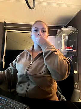 Emiily W online show from 01-07-26, 10:09