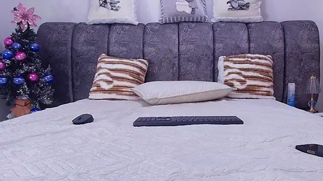 naia blessed online show from 01-10-26, 07:09