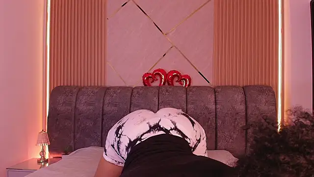 naia blessed online show from 02-25-26, 07:14