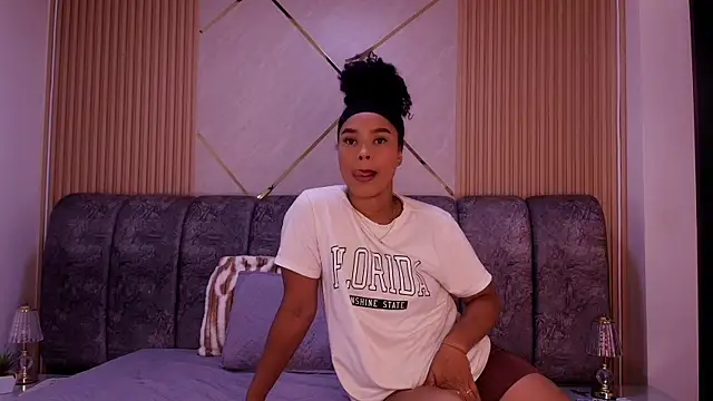 naia blessed online show from 04-12-26, 07:17