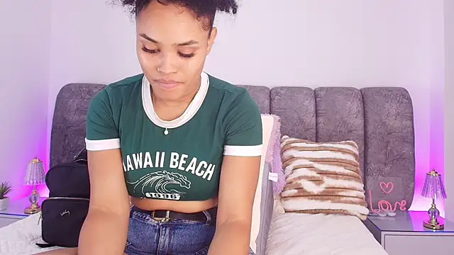 naia blessed online show from 11-15-25, 07:07