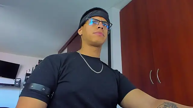 Snapshot of _John_Boy_ chatting on 02-04-26, 09:21 John Boy online show from 02-04-26, 09:21