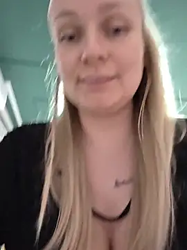 Bondgirl 013 online show from 05-30-26, 06:24