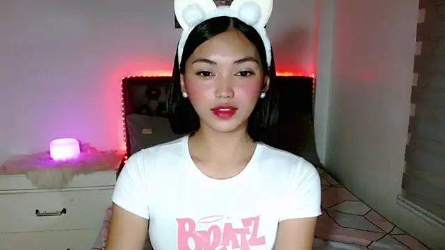 Snapshot of Sassy_kimmy chatting on 10-27-25, 05:52 Sassy kimmy online show from 10-27-25, 05:52