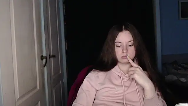 ryhhnnagold99 online show from 04-11-26, 05:27