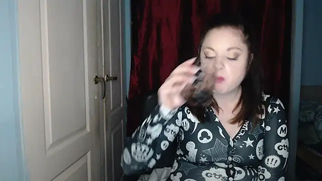 ryhhnnagold99 online show from 11-11-25, 06:25