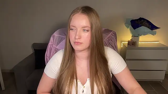 EvaMaddison online show from 07-15-26, 08:38
