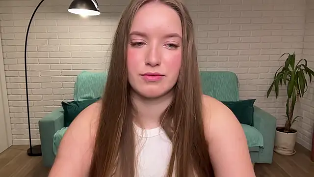 EvaMaddison online show from 10-29-25, 05:50