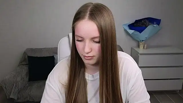 EvaMaddison online show from 03-19-25, 07:38