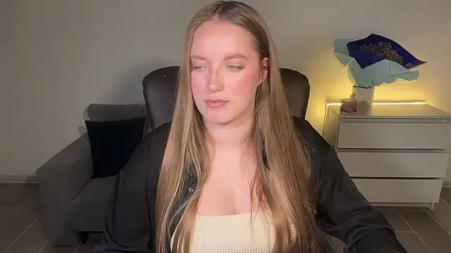 EvaMaddison online show from 06-28-26, 09:21