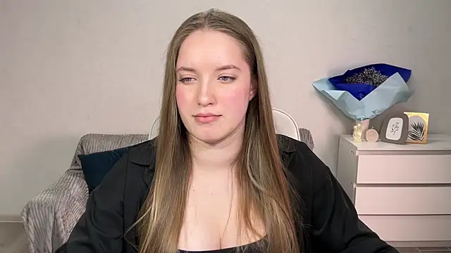 EvaMaddison online show from 09-19-25, 06:12