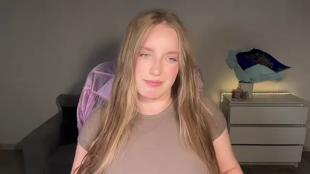 EvaMaddison online show from 07-13-26, 09:03