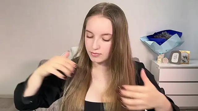 EvaMaddison online show from 09-24-25, 12:44