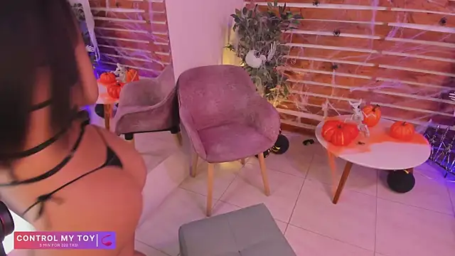  MeganRain online show from 10-31-25, 06:54