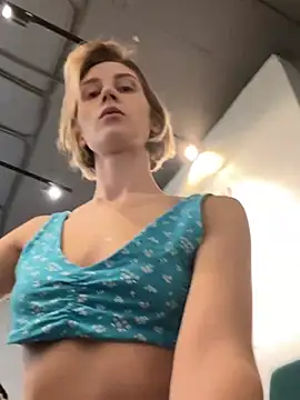 Feral berry 8133 online show from 12-27-24, 06:03