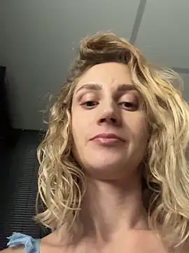 Feral berry 8133 online show from 09-29-25, 07:52