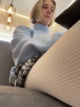 Feral berry 8133 online show from 01-15-25, 07:15