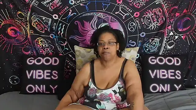 RenaeCumsAlot online show from 03-16-26, 05:48