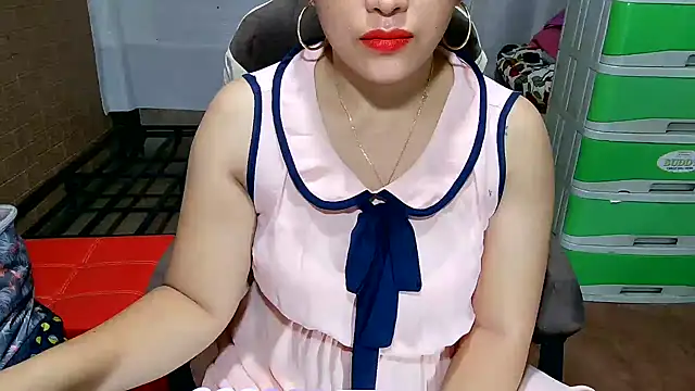 M e c e l online show from 04-30-26, 07:10