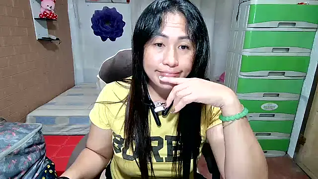 M e c e l online show from 05-06-26, 01:37