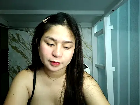 Mia 2022 online show from 09-27-25, 02:23