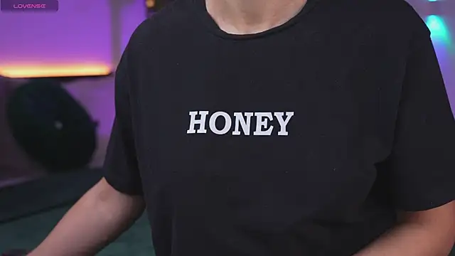 Lorettelorena online show from 11-10-25, 08:03