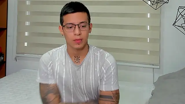 SIXXTOLOVE18 online show from 02-08-26, 09:01