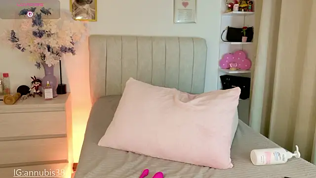 Annubis lia online show from 03-04-26, 07:27