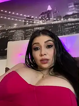 Snapshot of KateLatorre chatting on 03-04-25, 10:38 KateLatorre online show from 03-04-25, 10:38