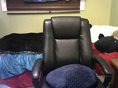 Mistimoon online show from 09-15-25, 04:24